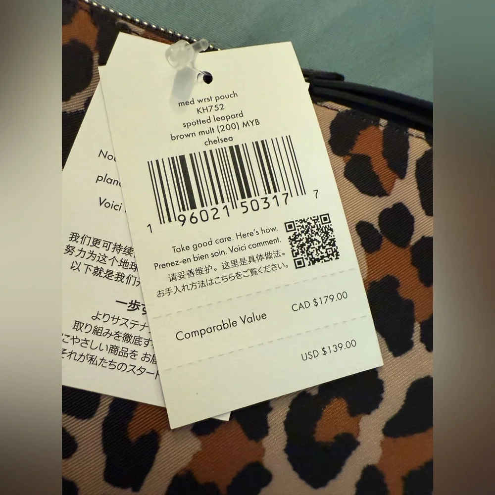 Kate Spade Chelsea Leopard Medium Wristlet Pouch